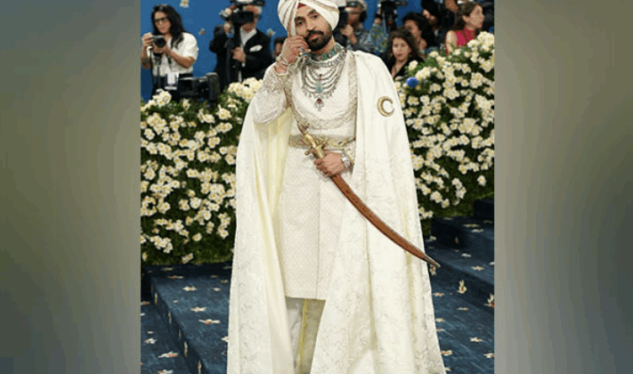 Diljit Dosanjh Makes History at The Met Gala 2025, Becomes First Turban-Wearing Indian Man to Attend in Regal Punjabi Style